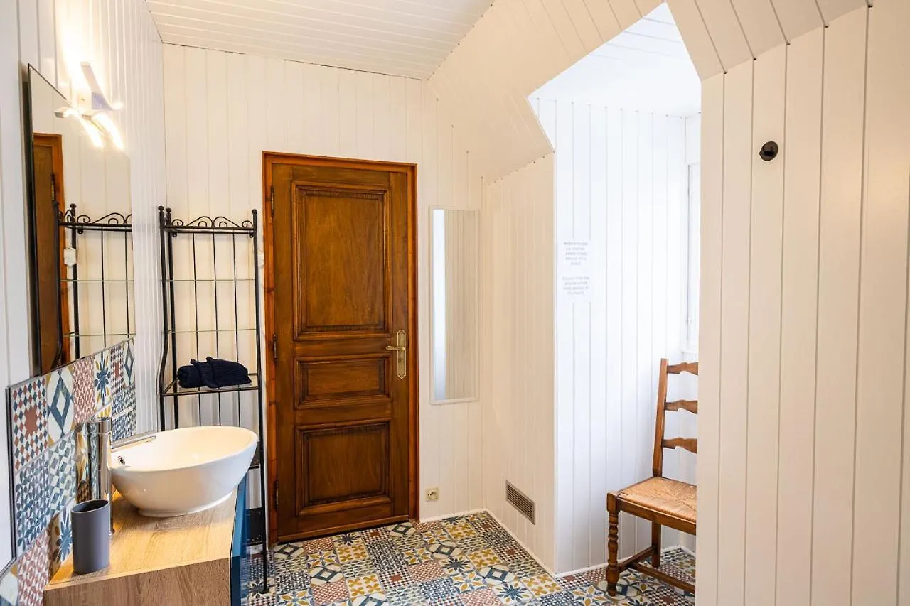La Bonne Etoile - Chambres D'Hotes Et Appartements - Plouescat 0*,